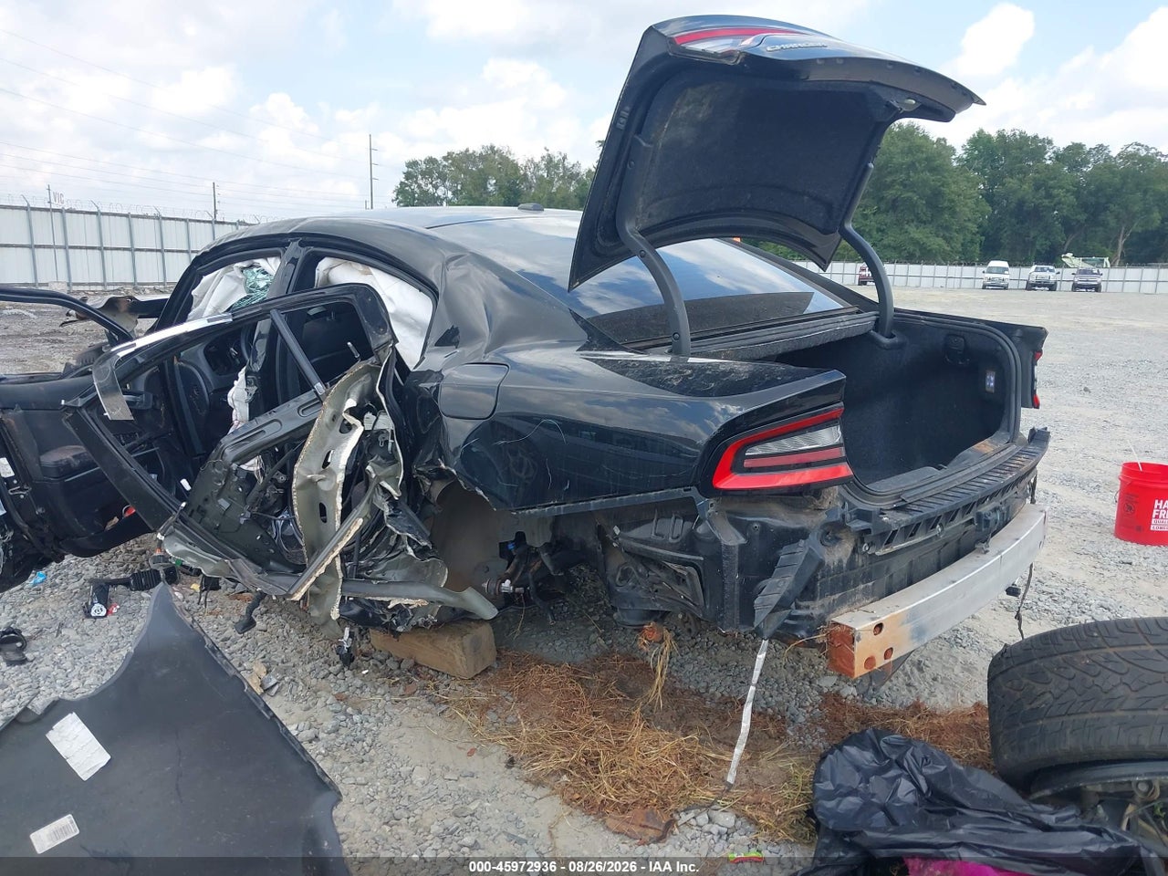 2015 DODGE CHARGER SE · 6/10