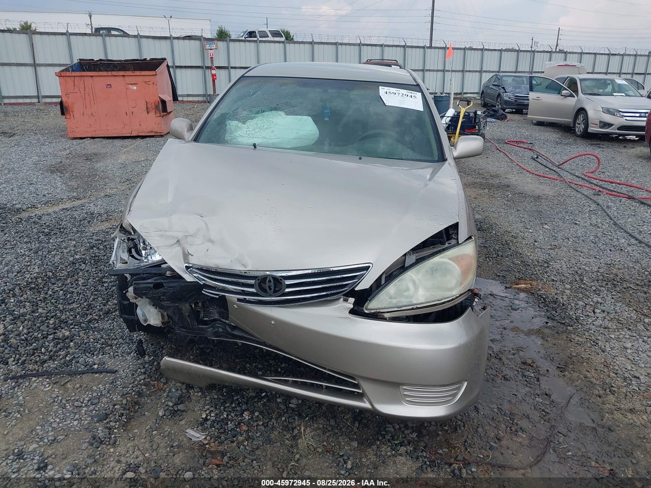 2002 TOYOTA CAMRY LE/XLE/SE · 6/11