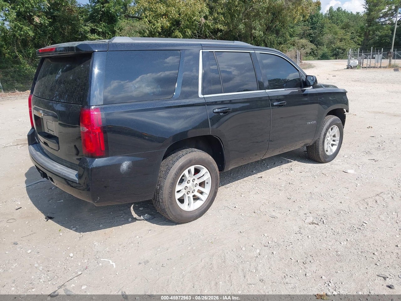 2015 CHEVROLET TAHOE LS · 4/11