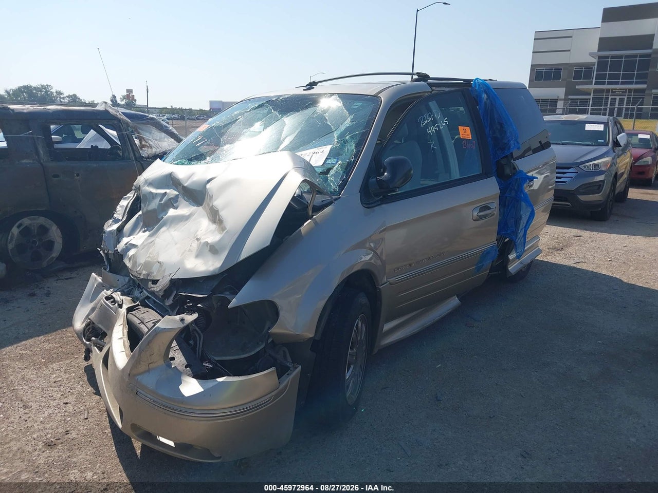 2007 CHRYSLER TOWN &amp; COUNTRY LIMITED · 2/5