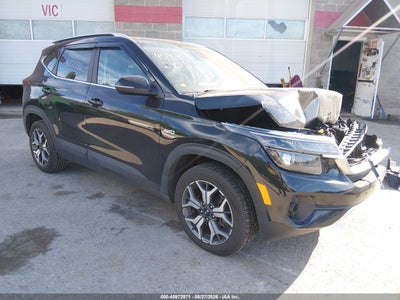KNDERCAA5M7****** · 2021 KIA SELTOS EX