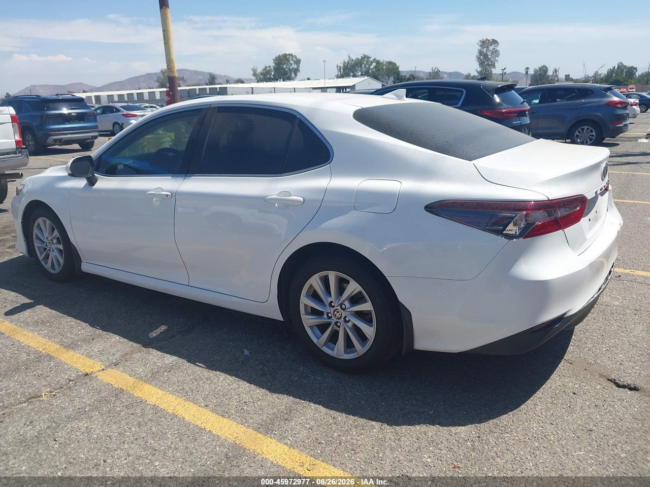 2022 TOYOTA CAMRY LE · 3/11