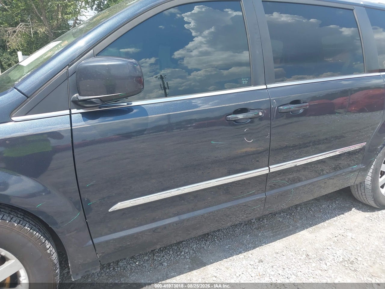 2013 CHRYSLER TOWN &amp; COUNTRY TOURING · 6/11