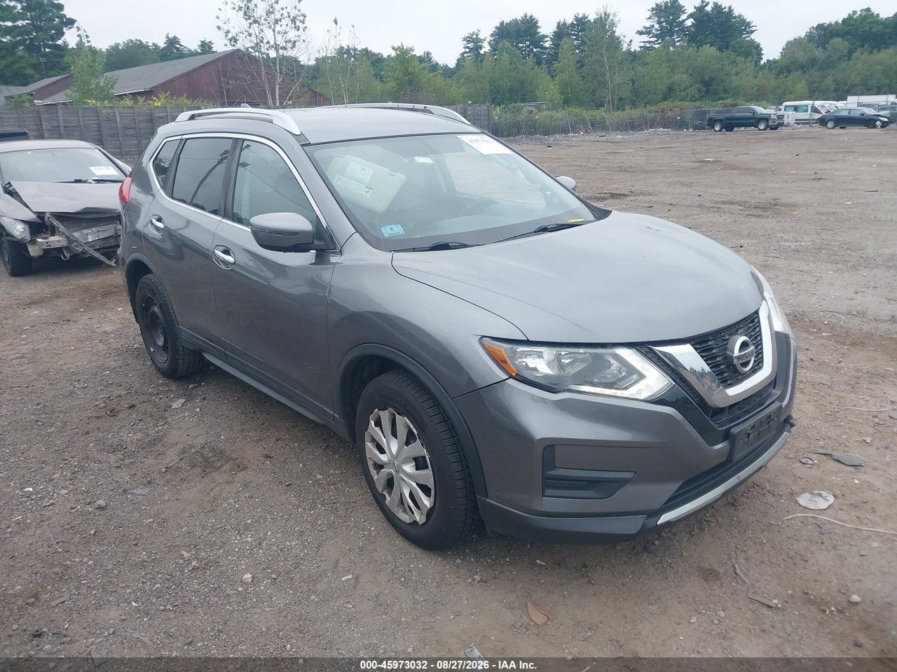 KNMAT2MVXHP****** · 2017 NISSAN ROGUE S