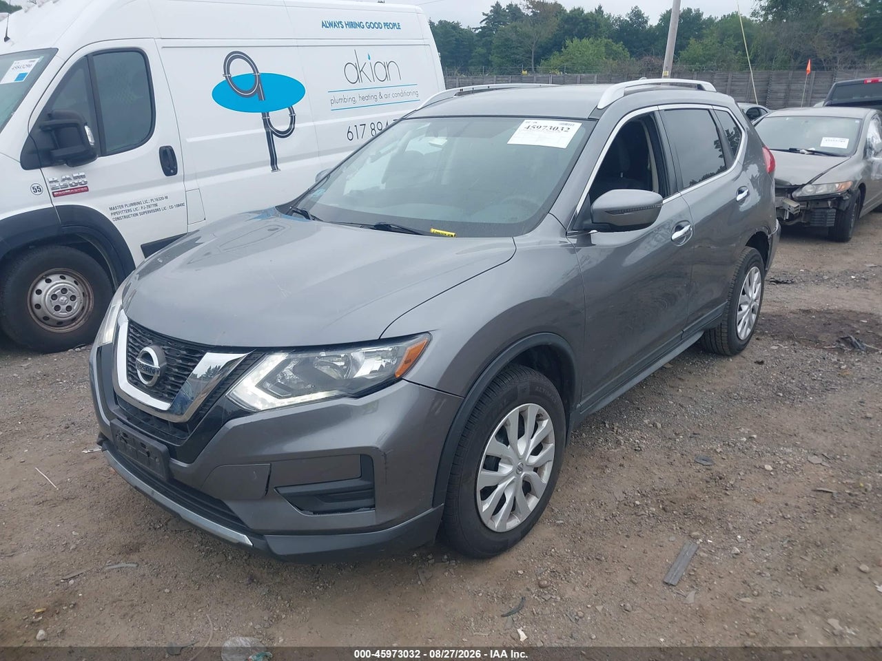 2017 NISSAN ROGUE S · 2/11