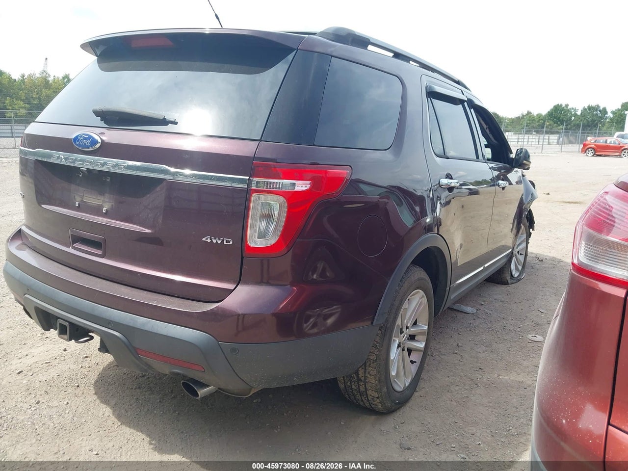 2011 FORD EXPLORER XLT · 4/11