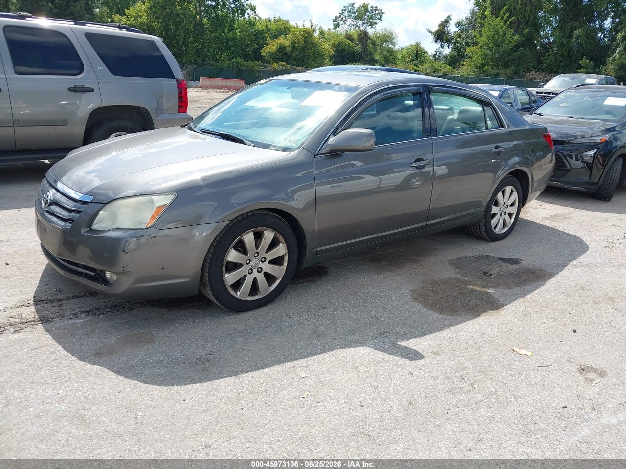 2005 TOYOTA AVALON XLS · 2/11