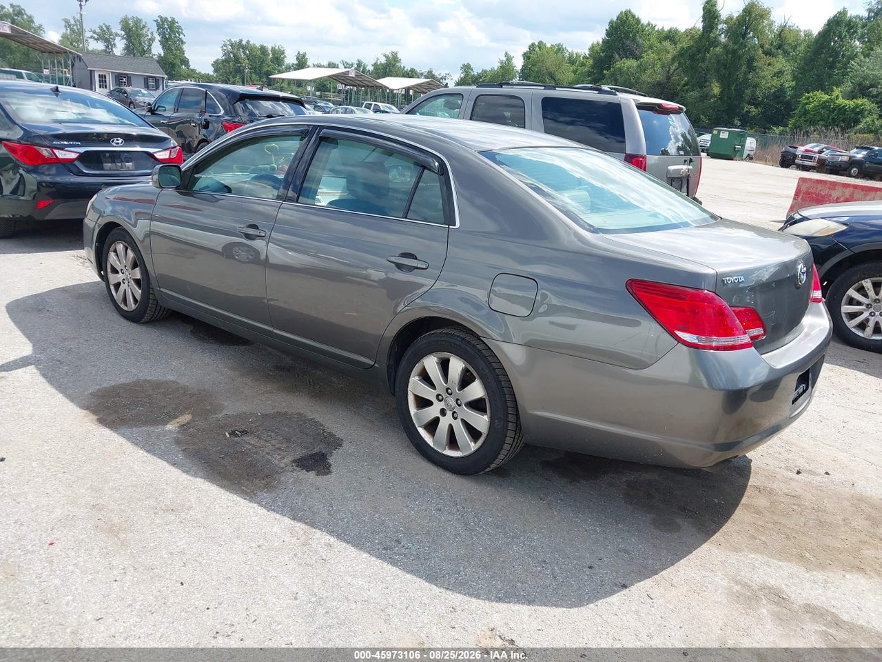 2005 TOYOTA AVALON XLS · 3/11