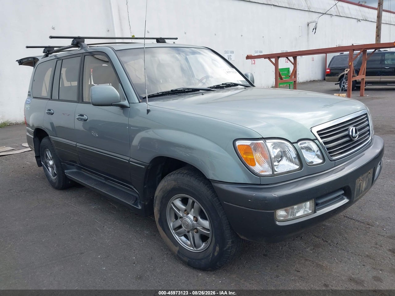 2001 LEXUS LX 470