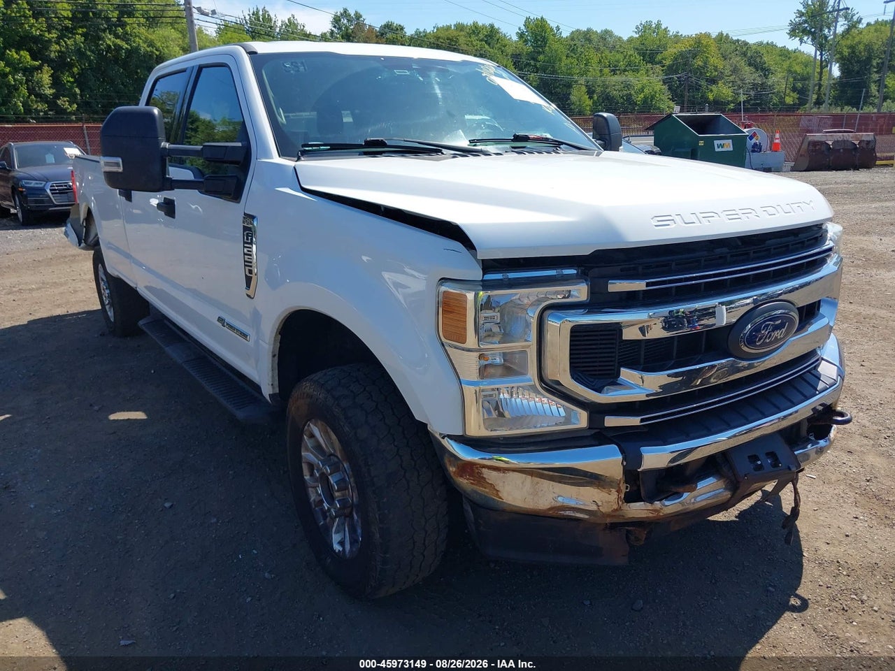 2022 FORD F-250 XLT · 6/11