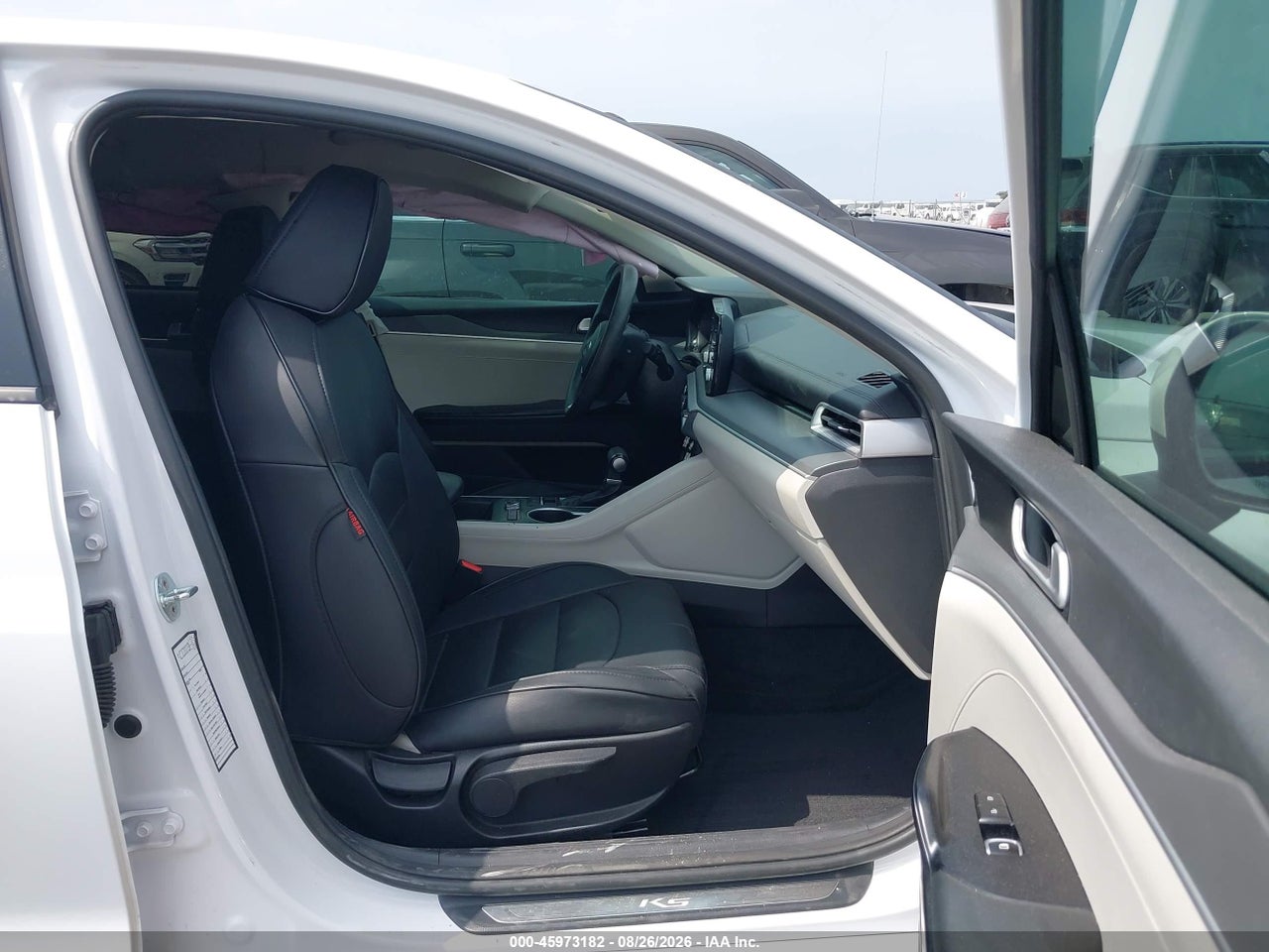 2021 KIA K5 LXS · 5/10