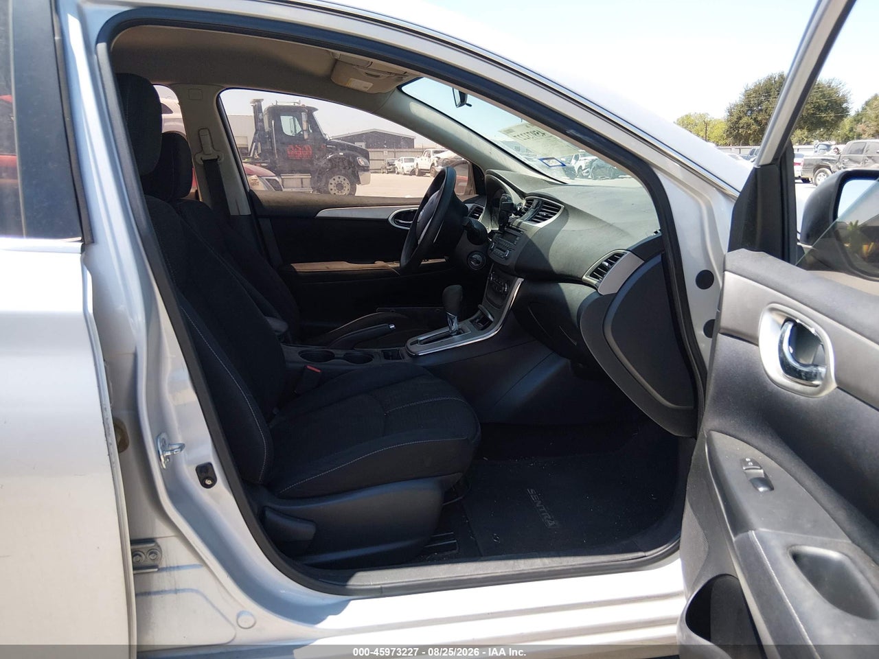 2014 NISSAN SENTRA S · 5/11