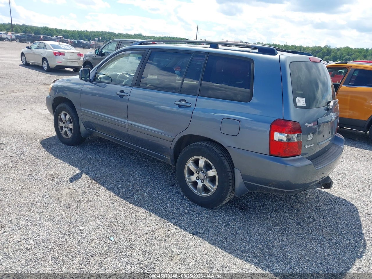 2004 TOYOTA HIGHLANDER V6 · 3/10