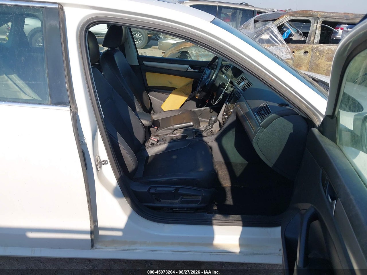 2014 VOLKSWAGEN PASSAT 2.0L TDI SE · 5/11