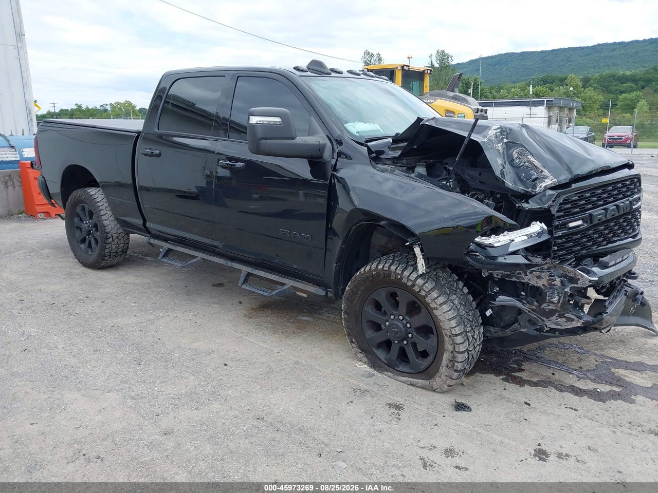 3C6UR5DJ3RG****** · 2024 RAM 2500 BIG HORN  4X4 6'4 BOX