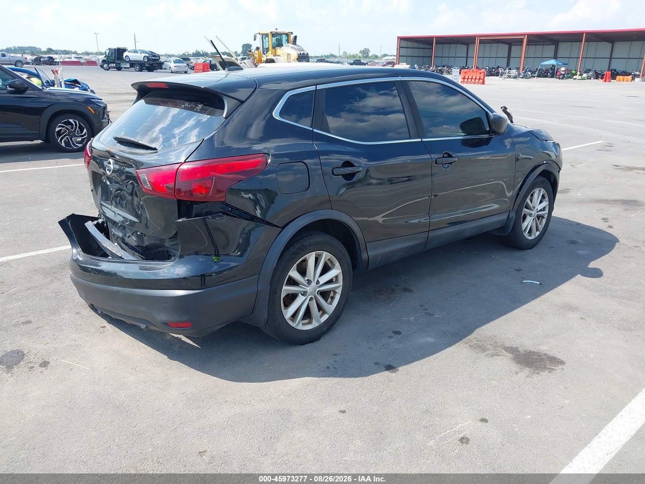 2017 NISSAN ROGUE SPORT S · 4/11
