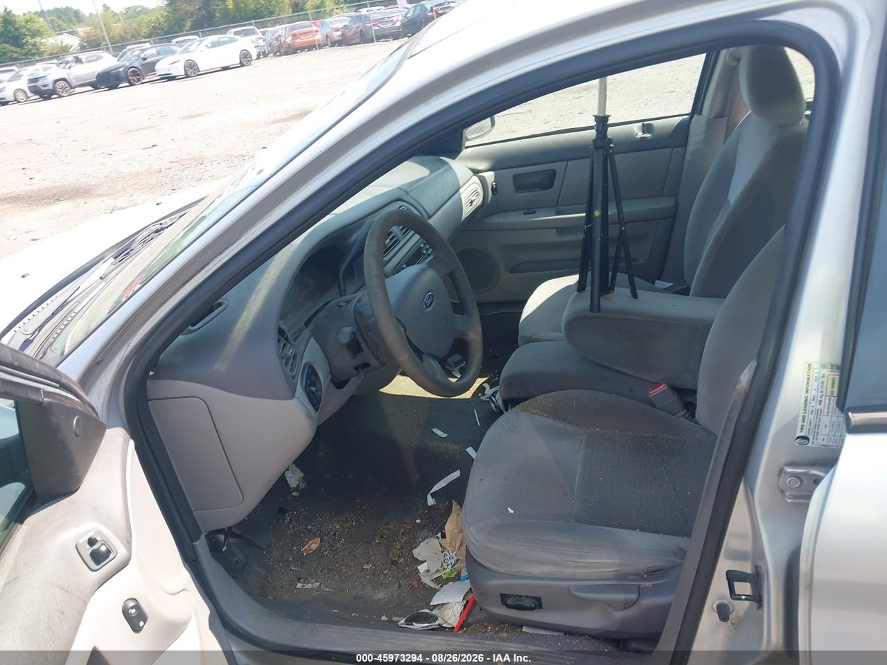 2006 FORD TAURUS SE · 5/8