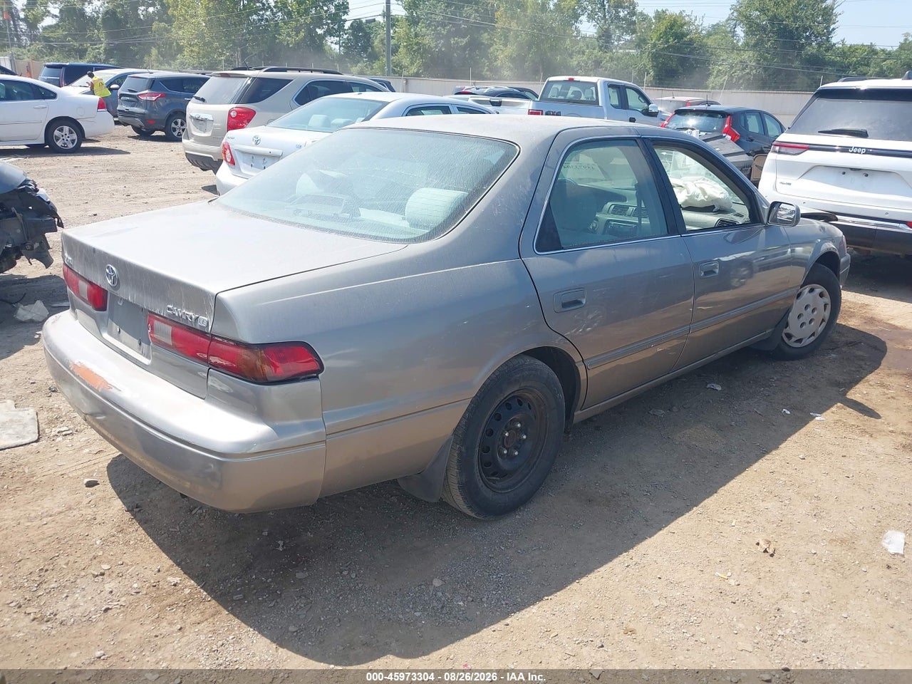 1999 TOYOTA CAMRY LE · 4/11