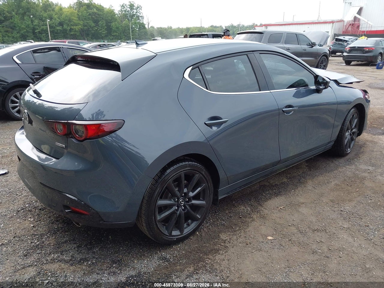 2021 MAZDA MAZDA3 PREMIUM · 4/11