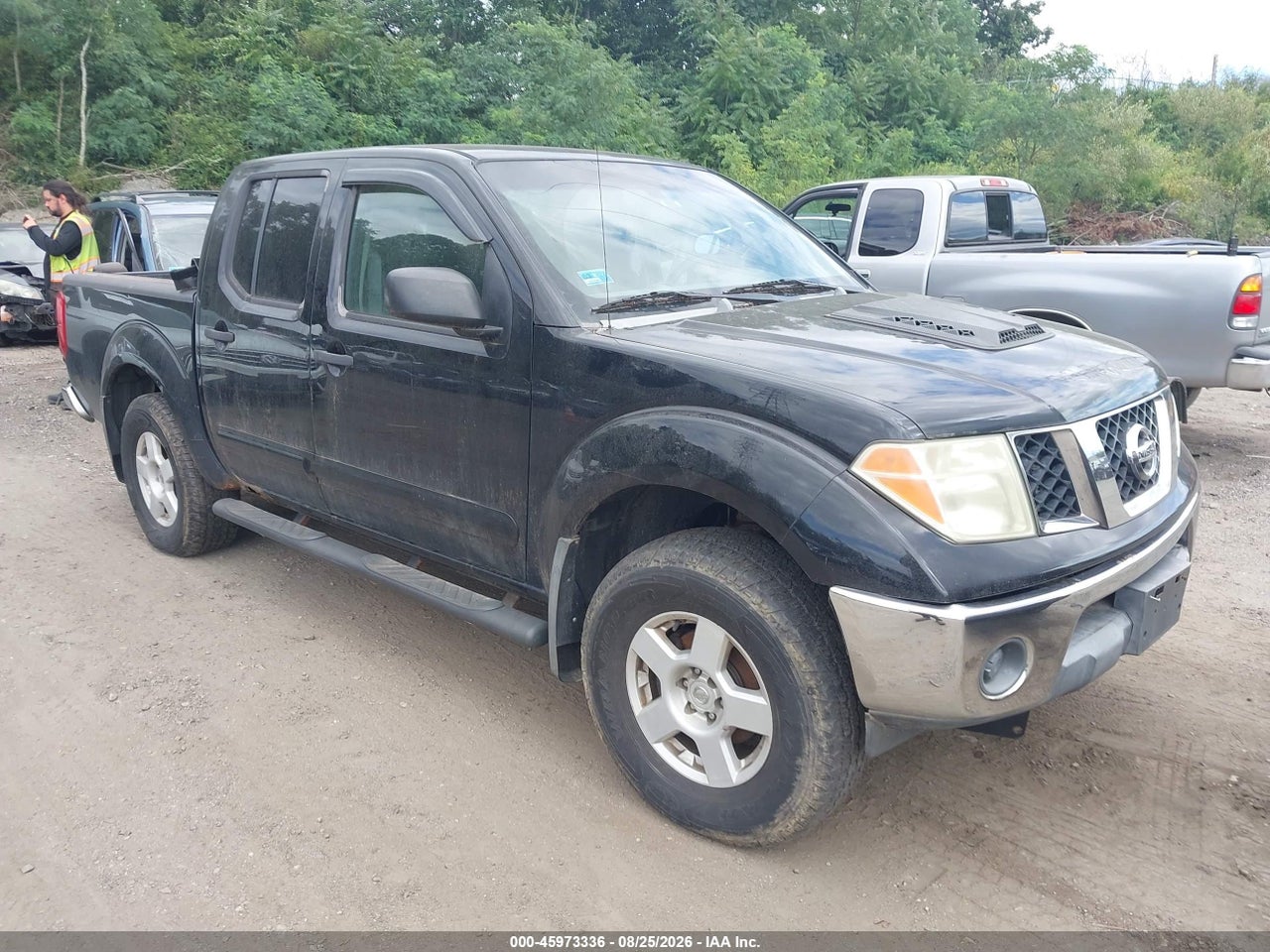 1N6AD07WX5C****** · 2005 NISSAN FRONTIER SE