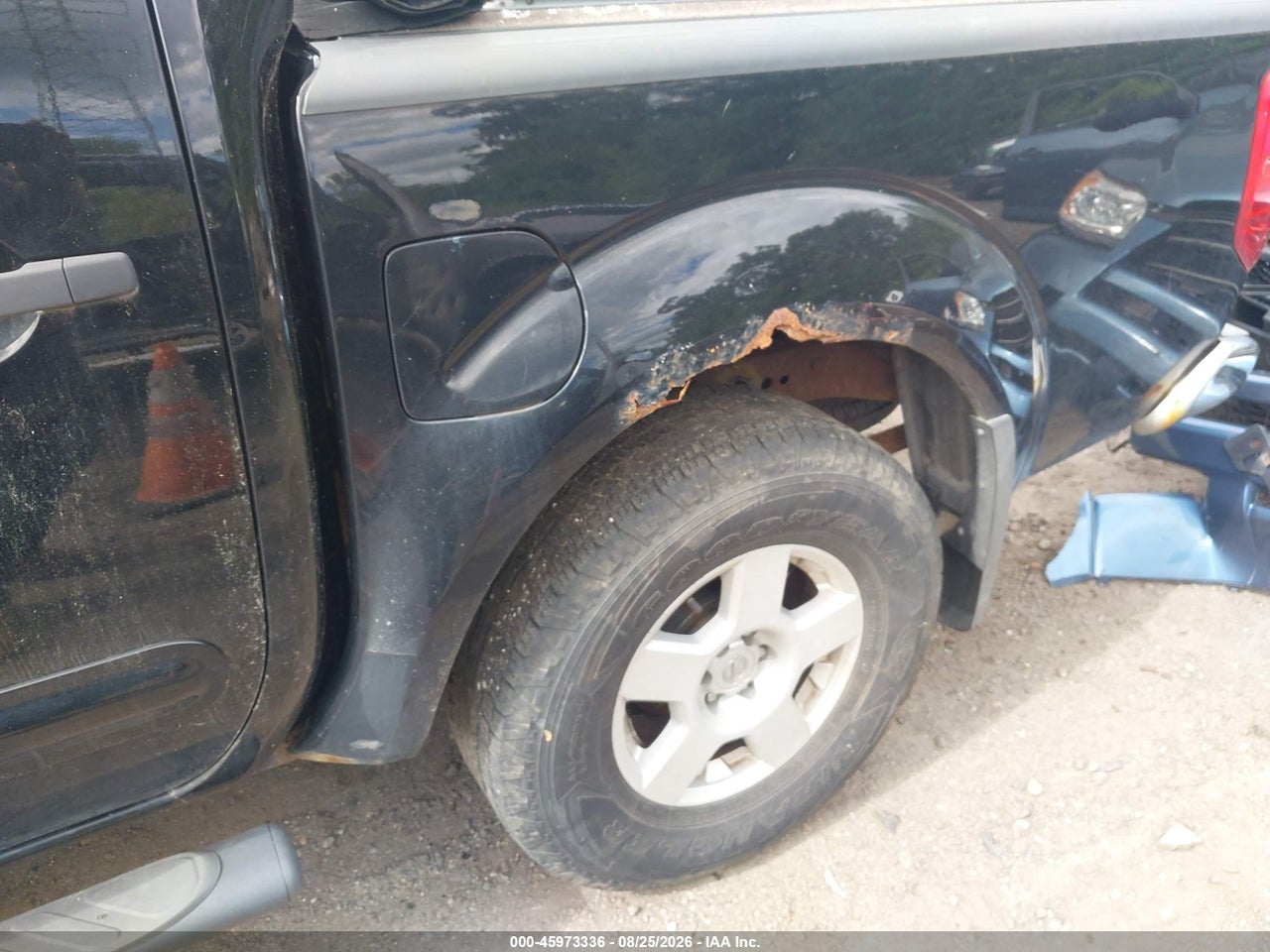 2005 NISSAN FRONTIER SE · 6/11