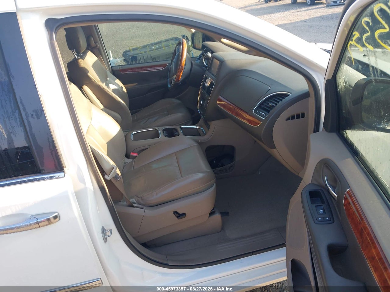 2012 CHRYSLER TOWN &amp; COUNTRY LIMITED · 5/11