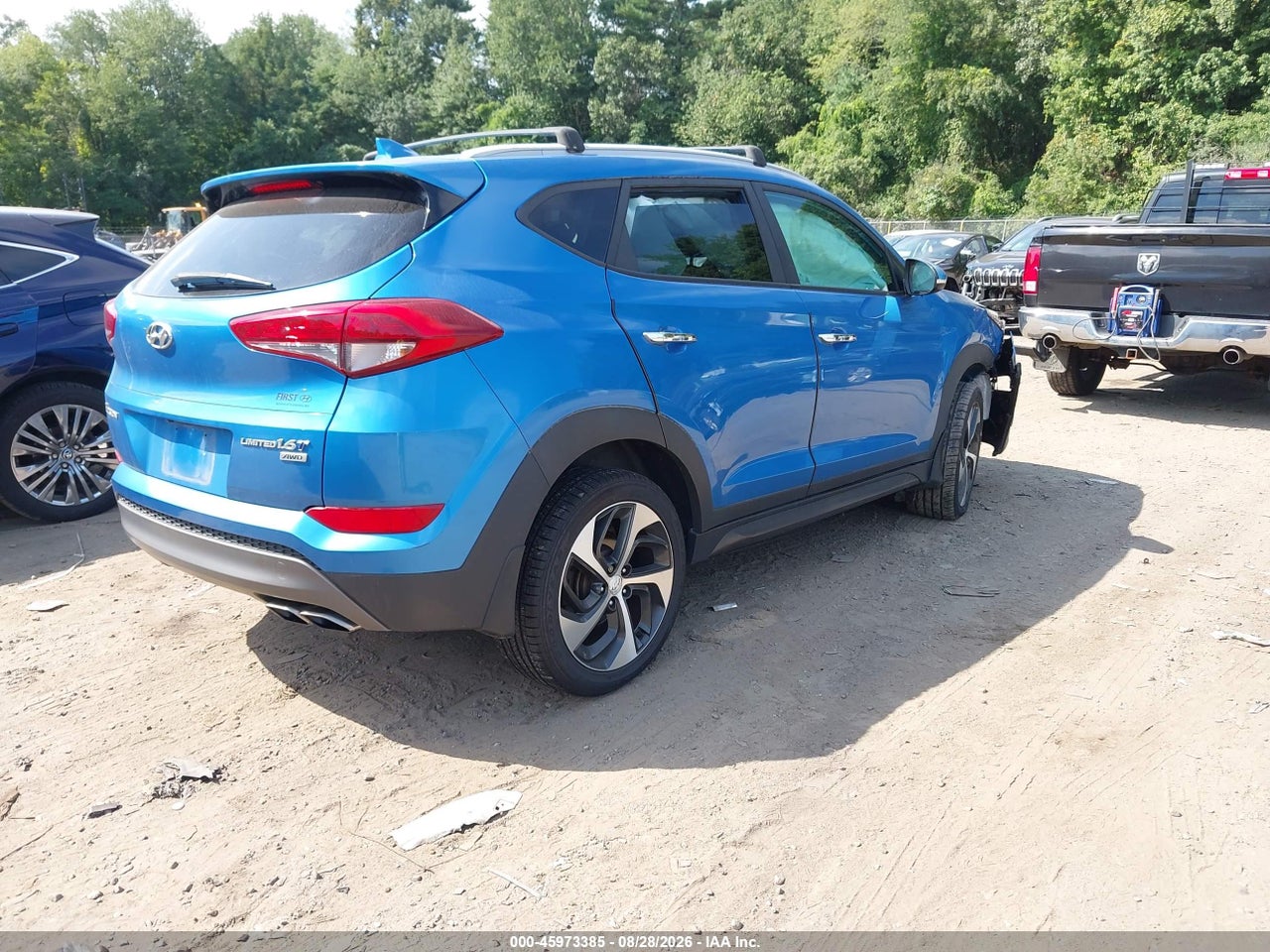 2016 HYUNDAI TUCSON LIMITED · 4/11
