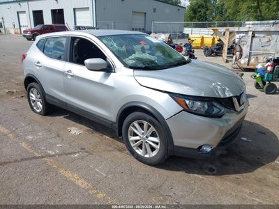 JN1BJ1CR7JW****** · 2018 NISSAN ROGUE SPORT S