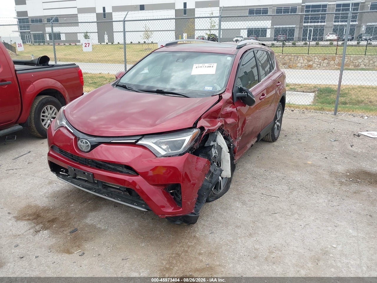2018 TOYOTA RAV4 XLE · 2/10