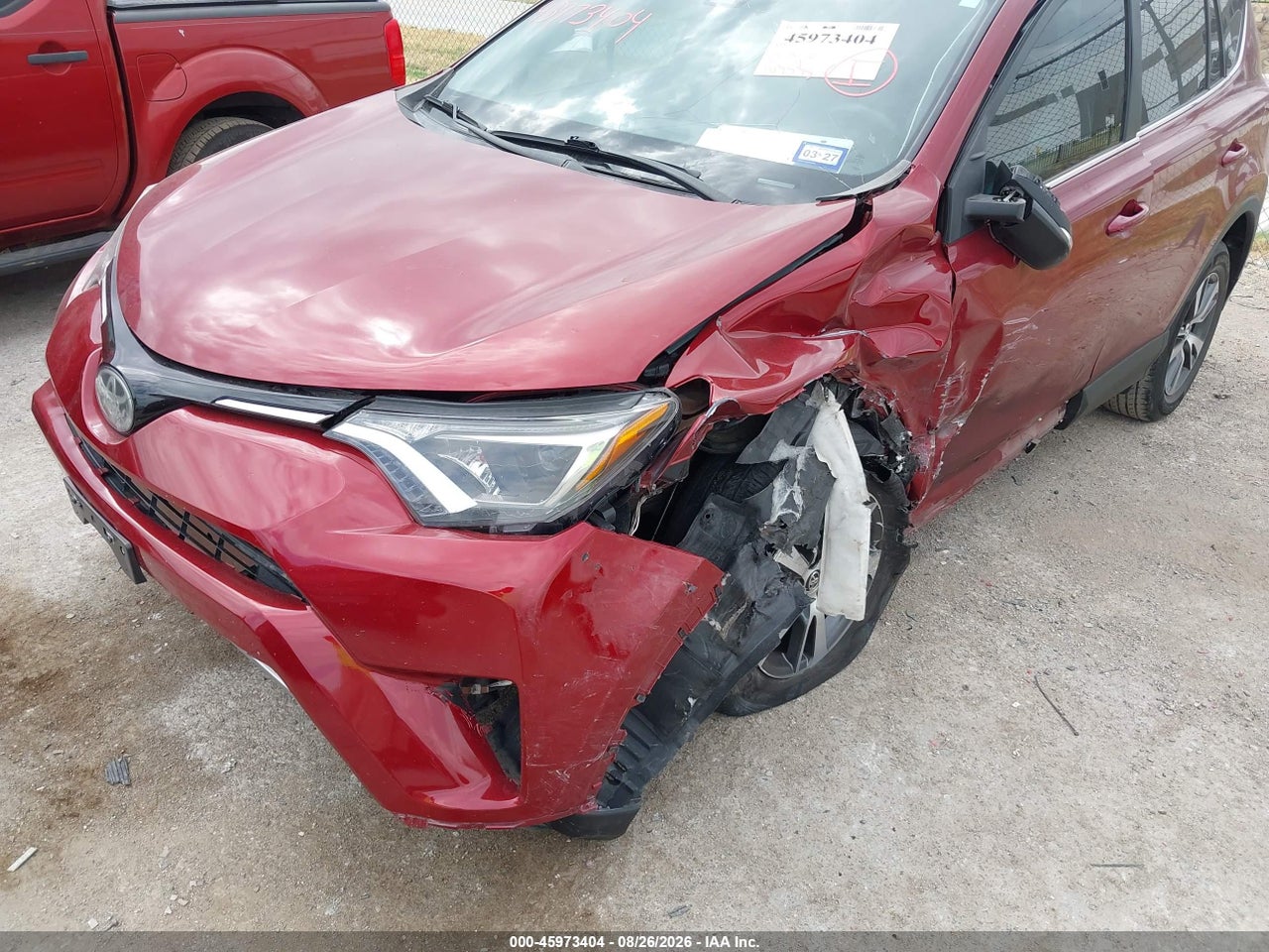 2018 TOYOTA RAV4 XLE · 6/10