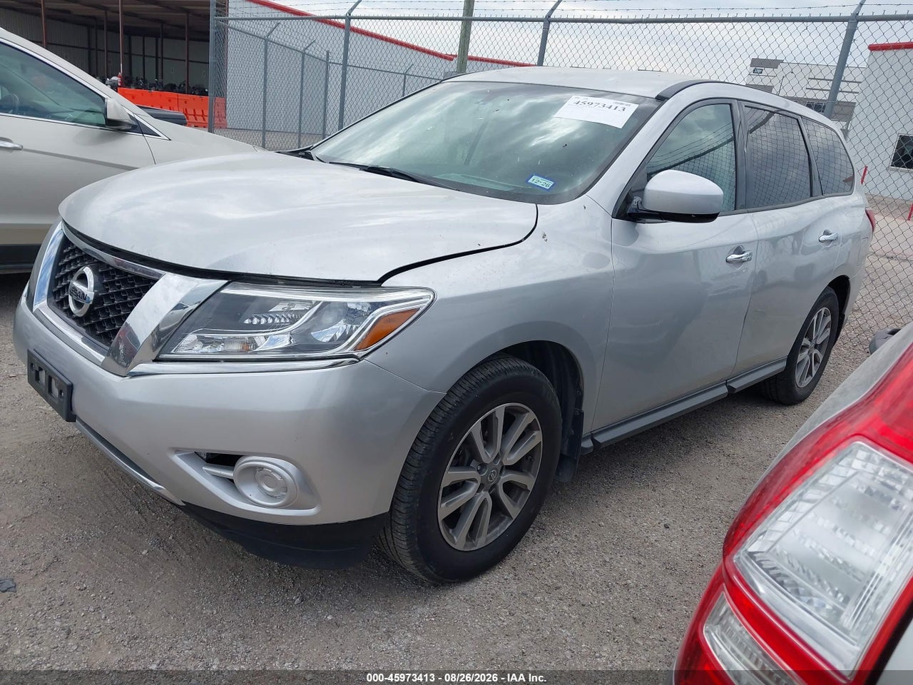 2015 NISSAN PATHFINDER S · 2/11