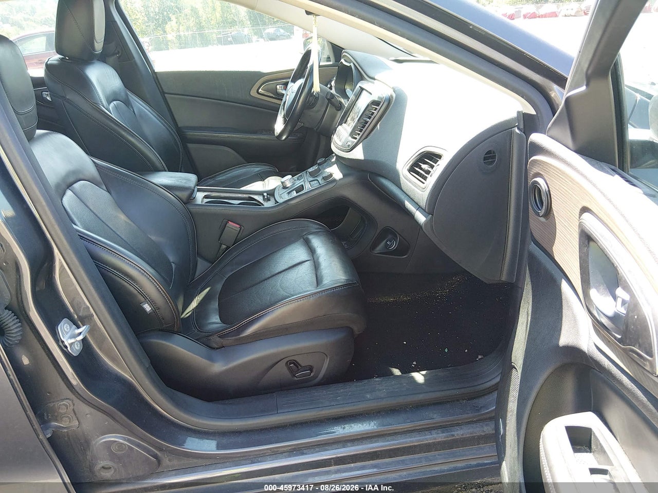2016 CHRYSLER 200 C PLATINUM · 5/11