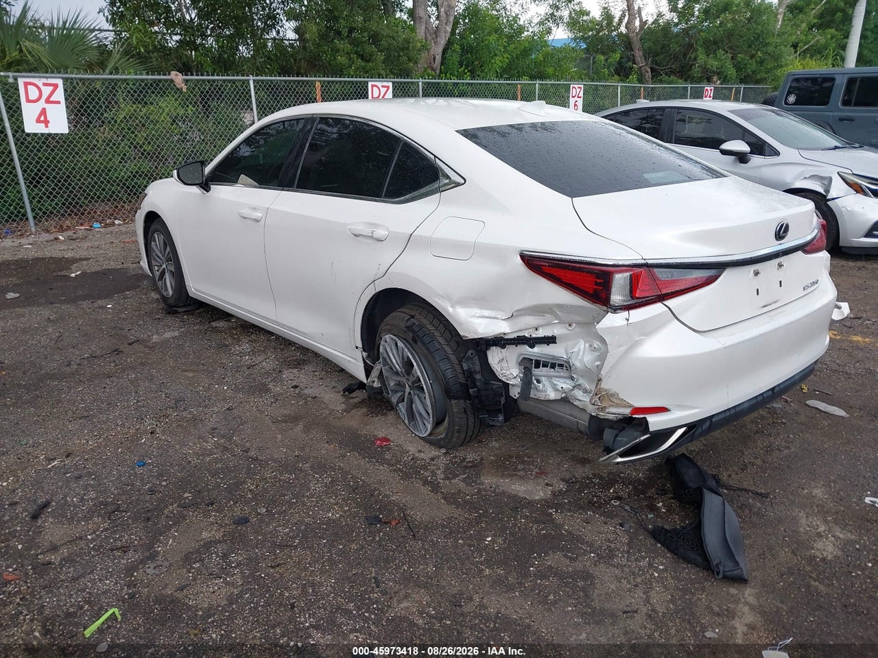 2019 LEXUS ES 350 · 3/11