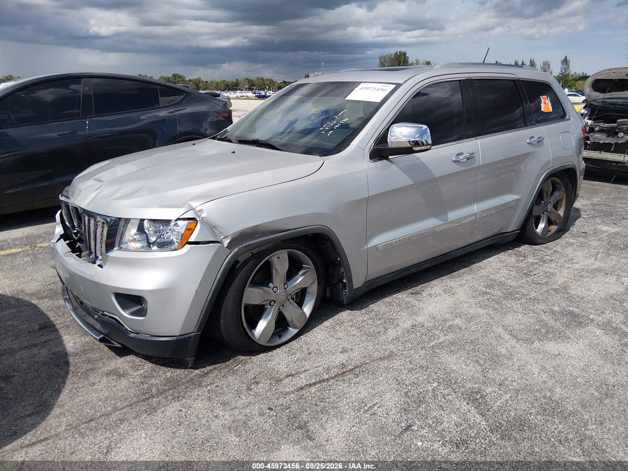 2012 JEEP GRAND CHEROKEE OVERLAND · 2/11