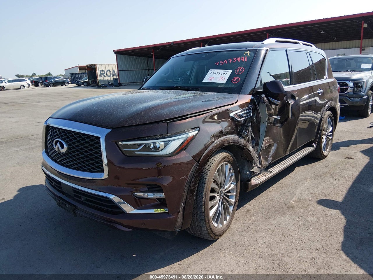 2018 INFINITI QX80   · 2/11