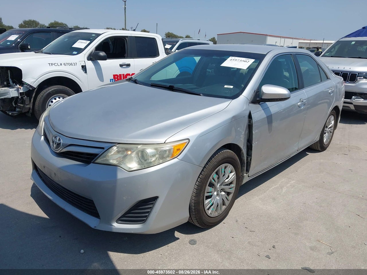 2012 TOYOTA CAMRY LE · 2/11
