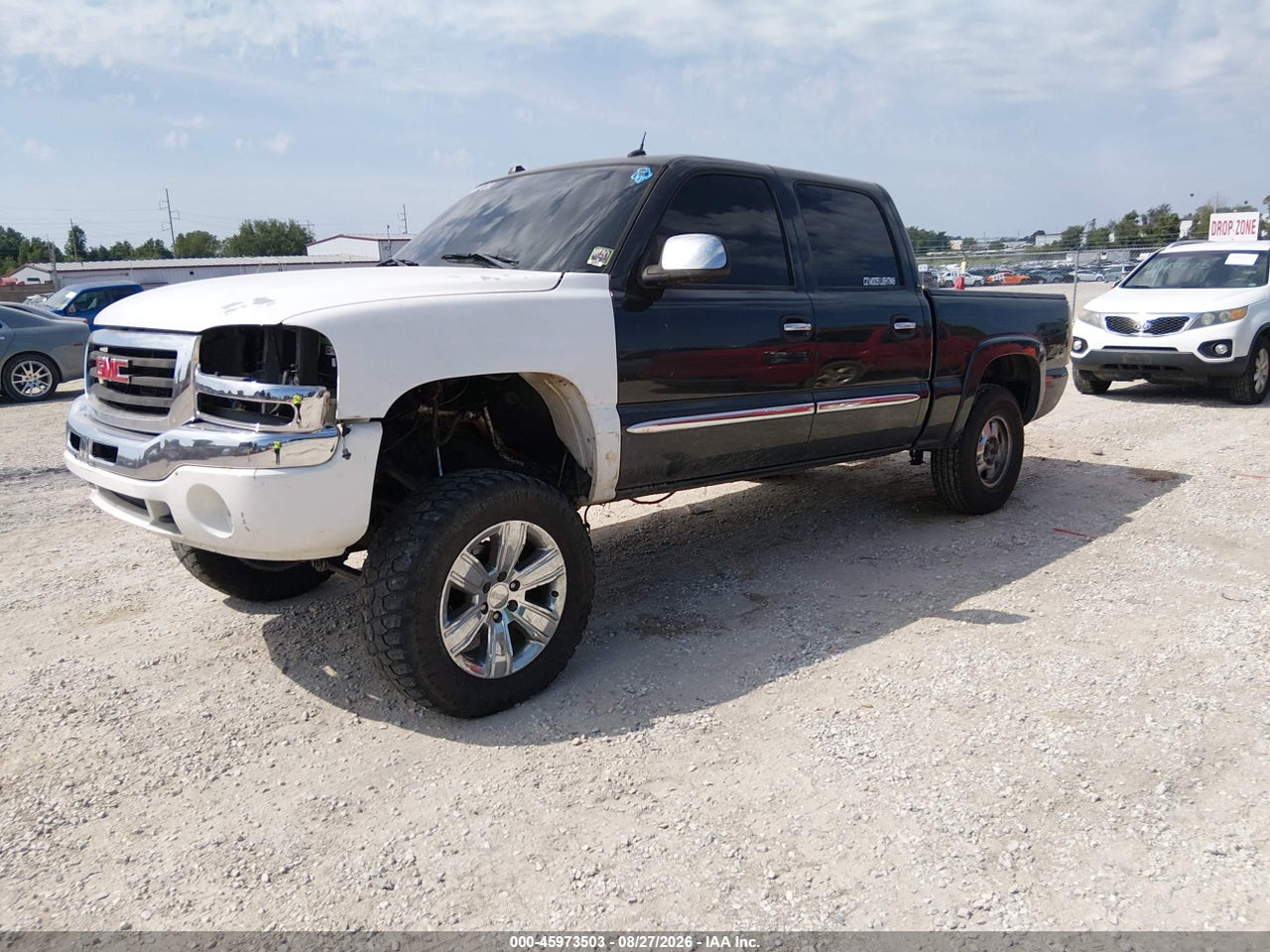 2005 GMC SIERRA 1500 SLT · 2/10