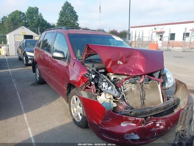 2008 TOYOTA SIENNA LE