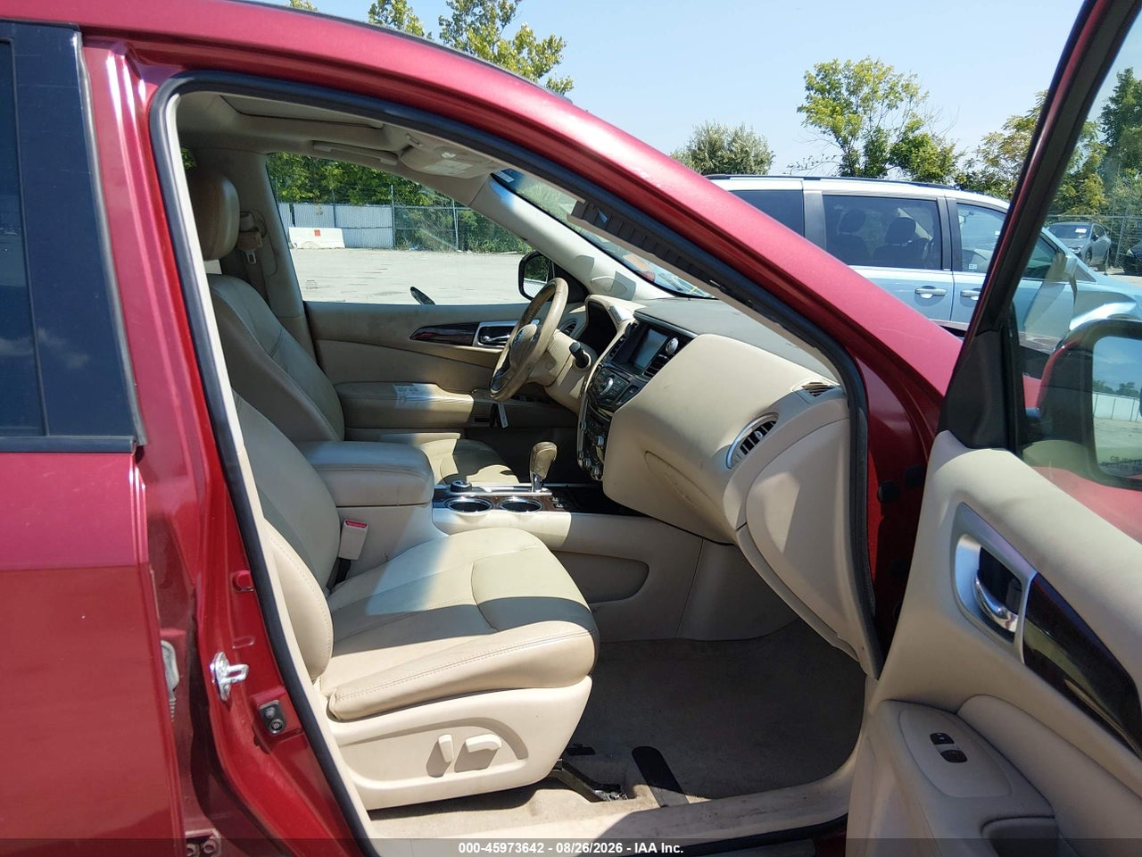 2014 NISSAN PATHFINDER SL · 5/7