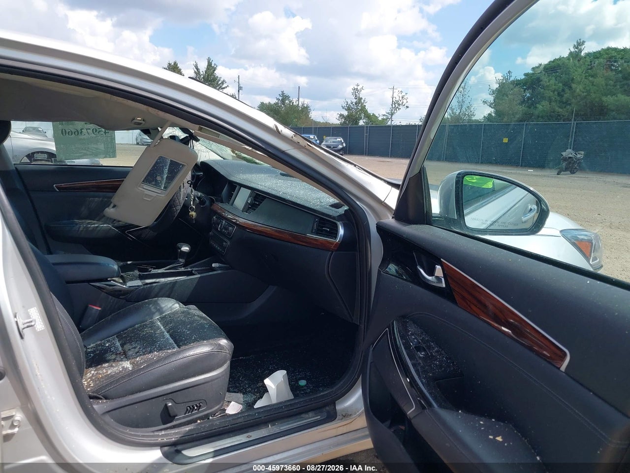 2017 KIA CADENZA PREMIUM · 5/11