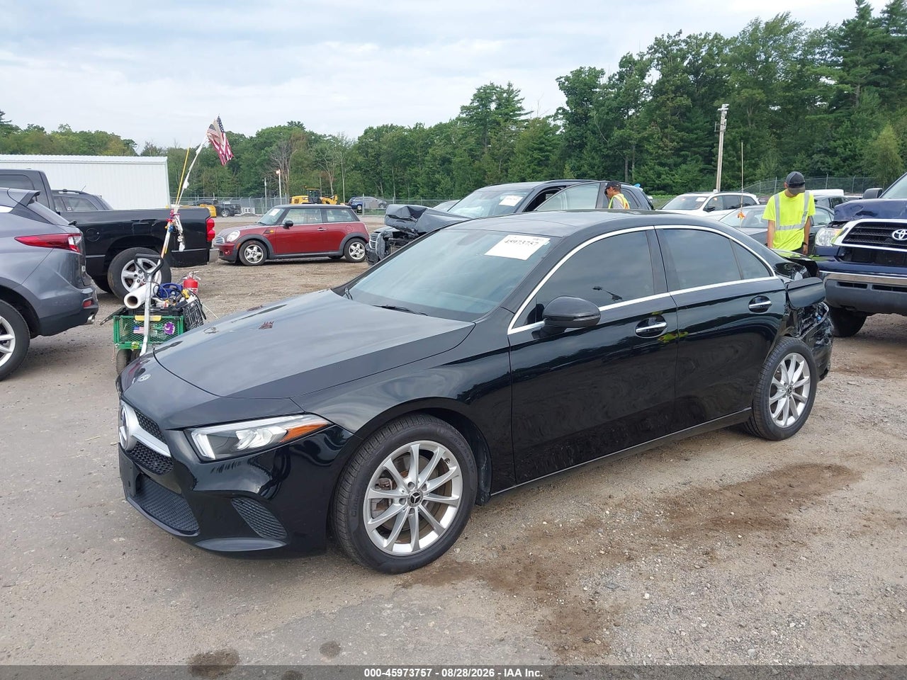 2020 MERCEDES-BENZ A 220 4MATIC · 2/11