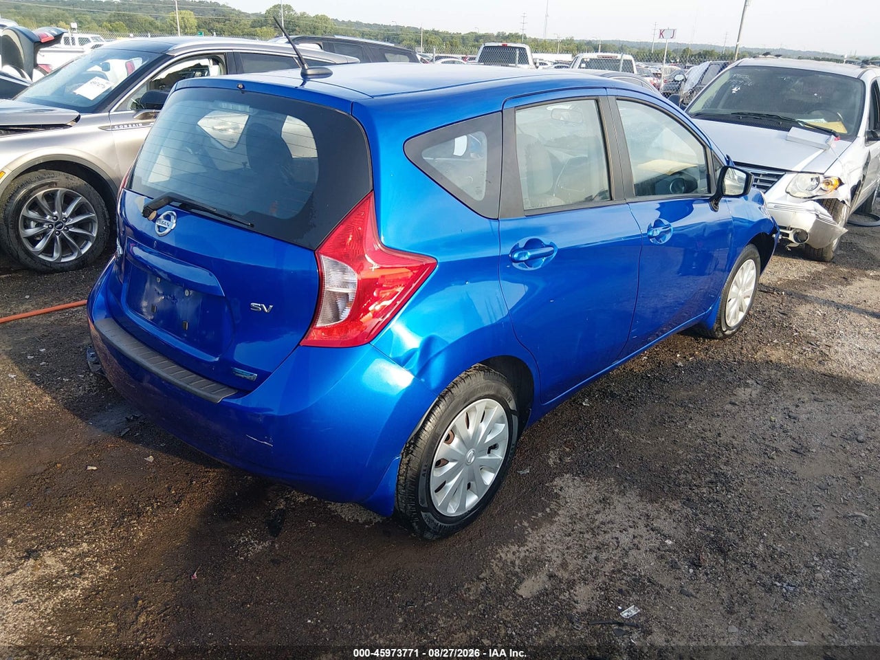 2015 NISSAN VERSA NOTE SV · 4/11