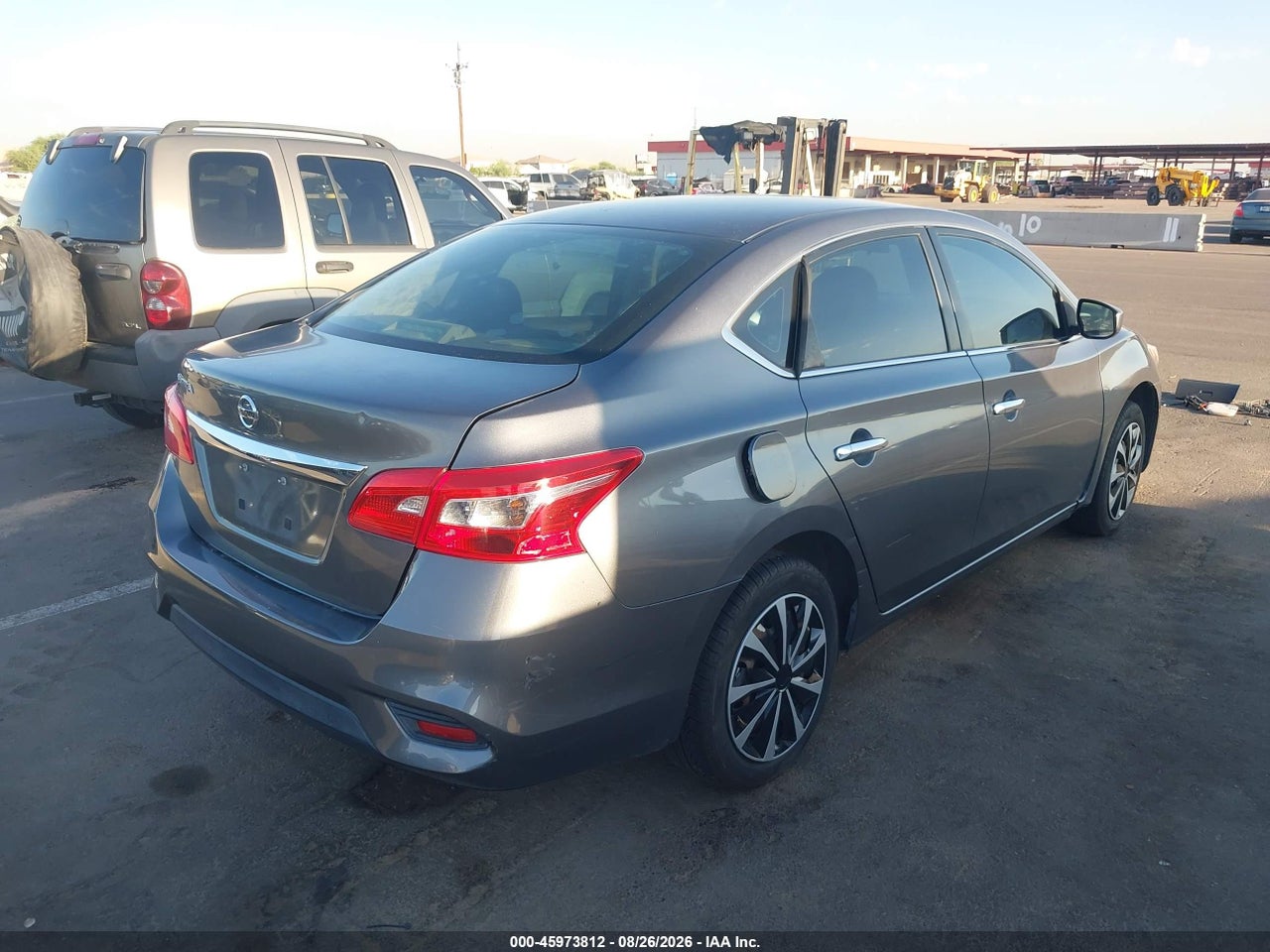 2019 NISSAN SENTRA S · 4/11
