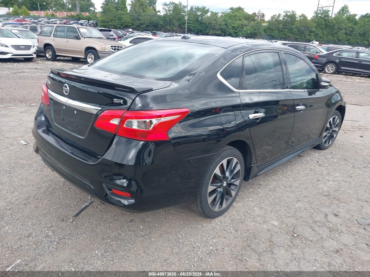2019 NISSAN SENTRA SR · 4/11