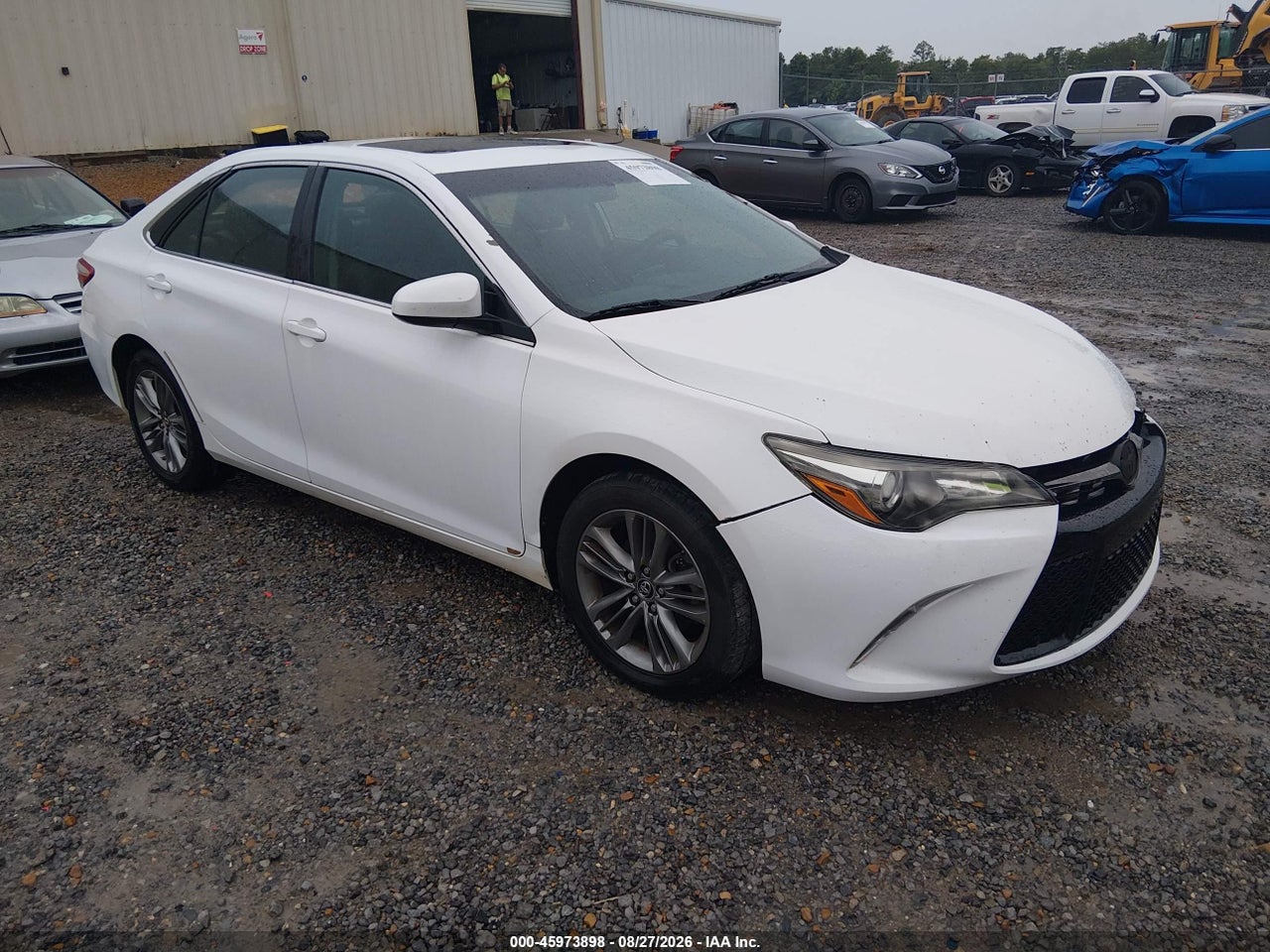 4T1BF1FK4FU****** · 2015 TOYOTA CAMRY SE