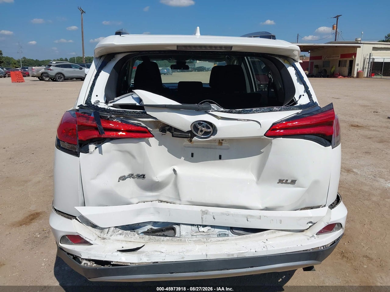 2018 TOYOTA RAV4 XLE · 6/11
