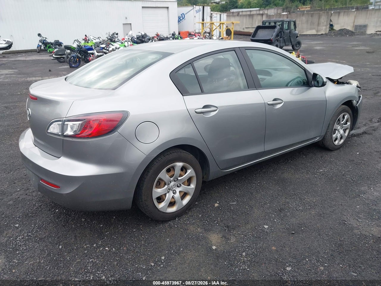 2013 MAZDA MAZDA3 I SV · 4/11