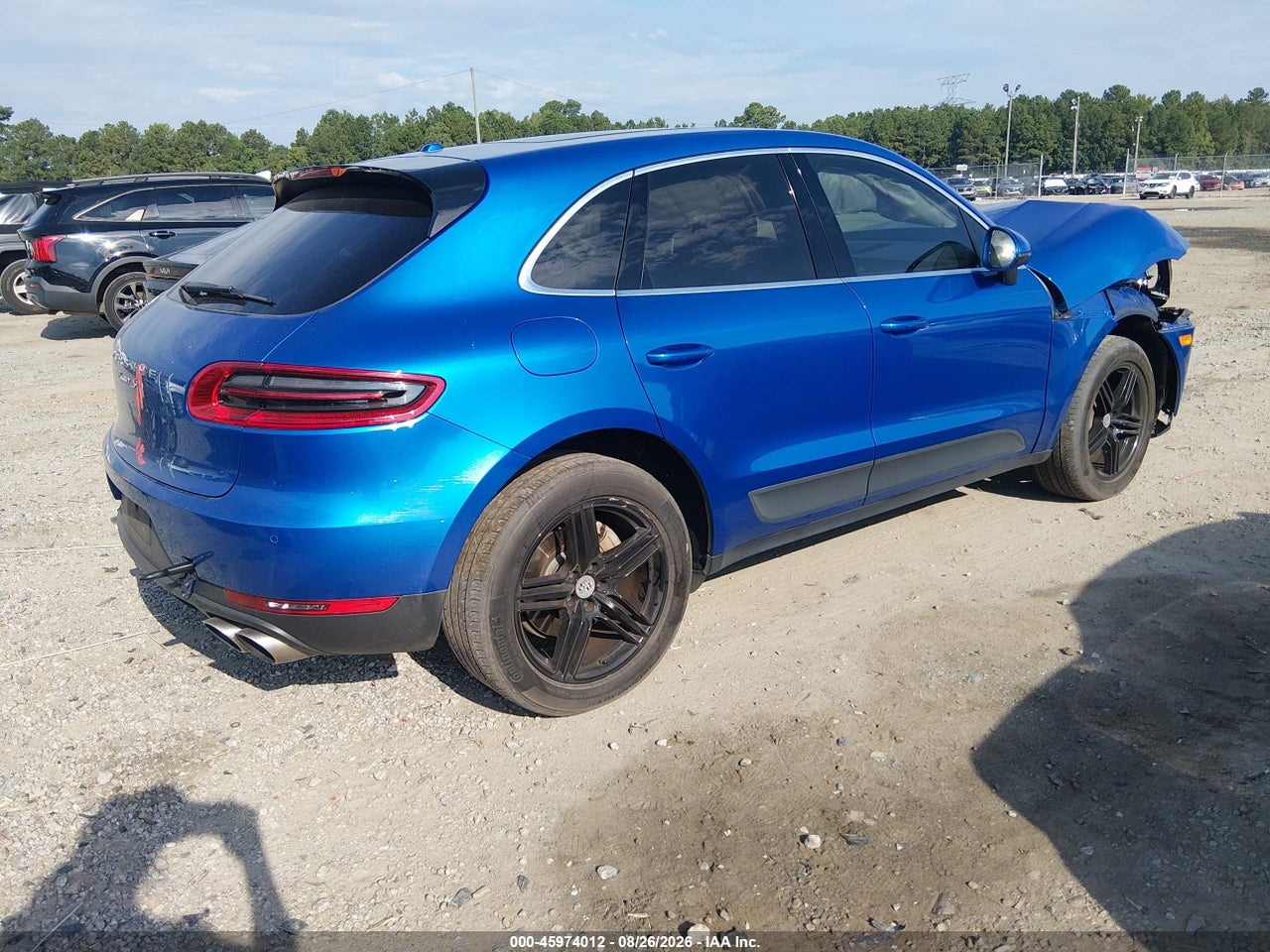 2017 PORSCHE MACAN S · 4/11