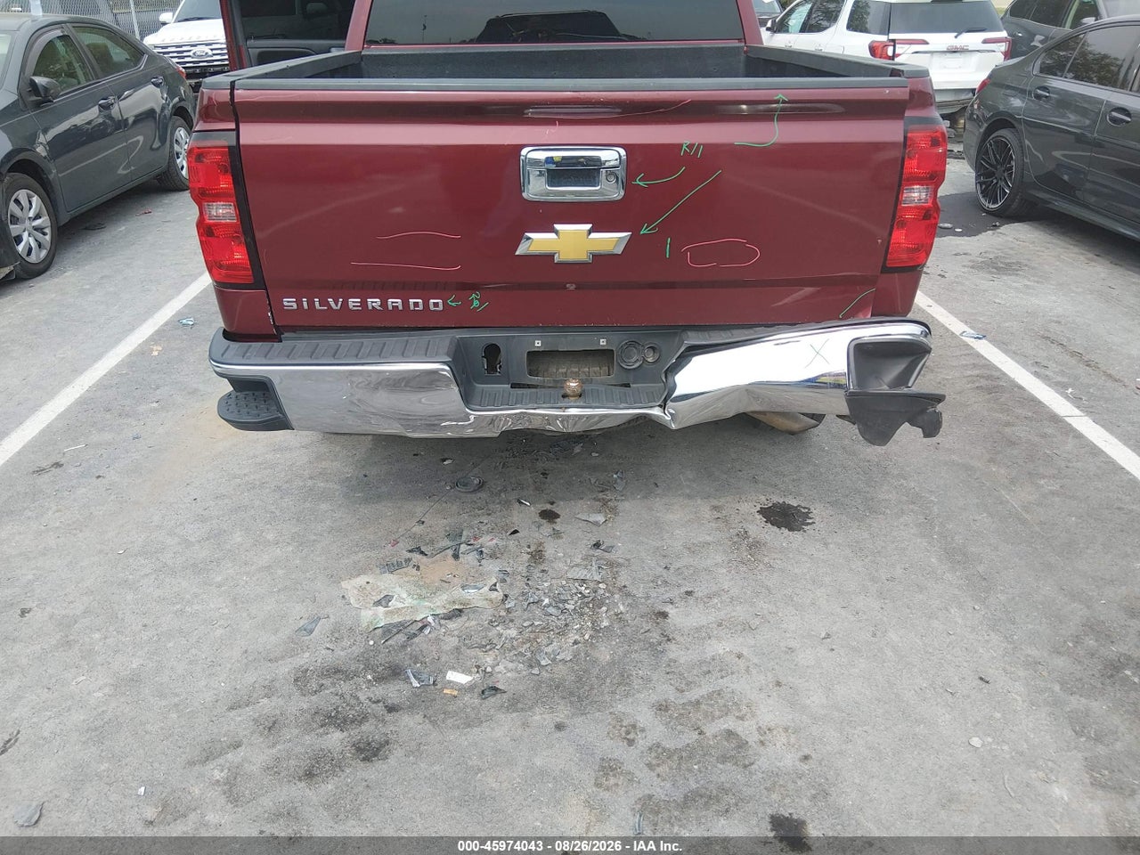 2015 CHEVROLET SILVERADO 1500 LT · 6/11
