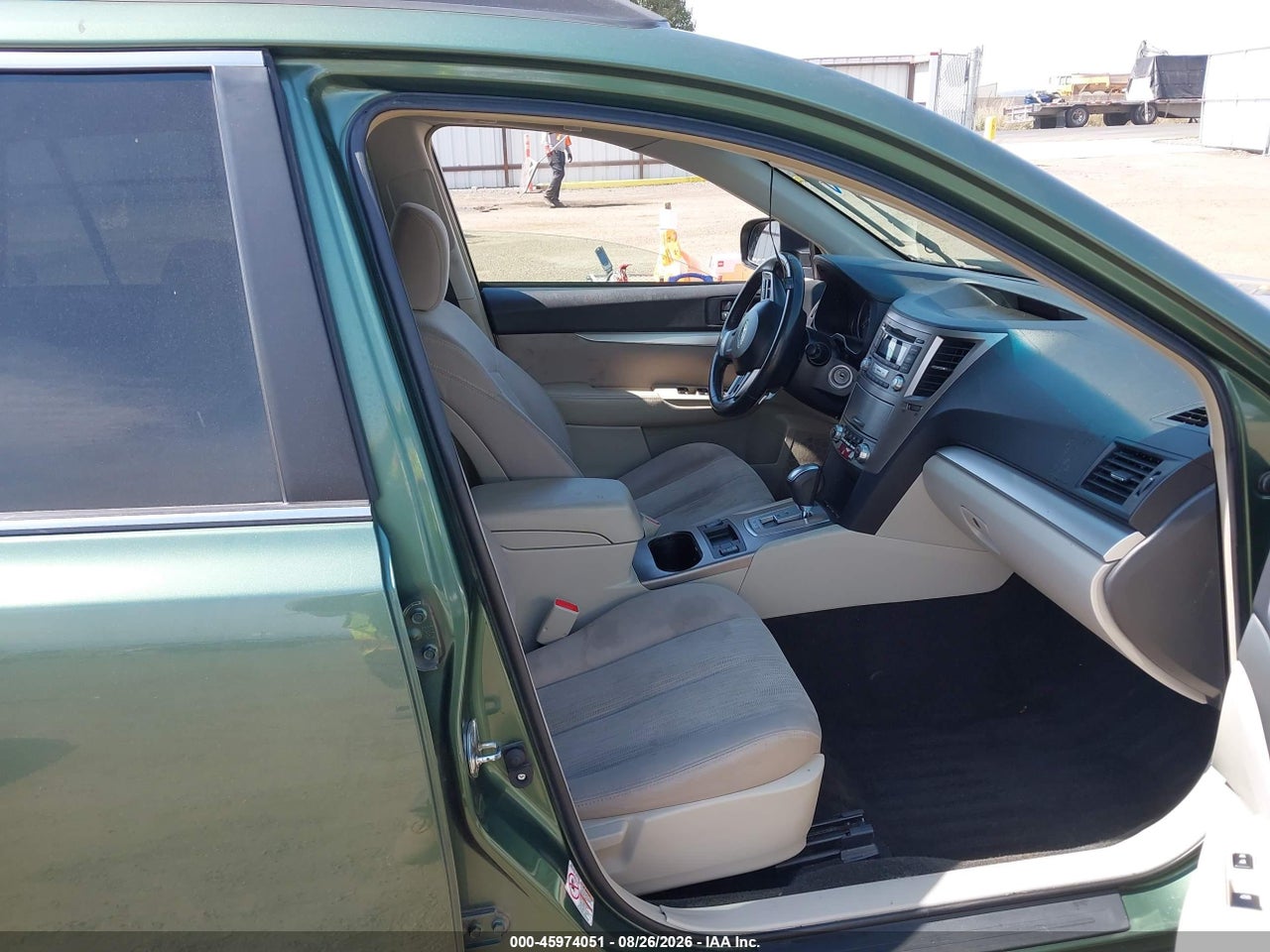 2013 SUBARU OUTBACK 2.5I PREMIUM · 5/10